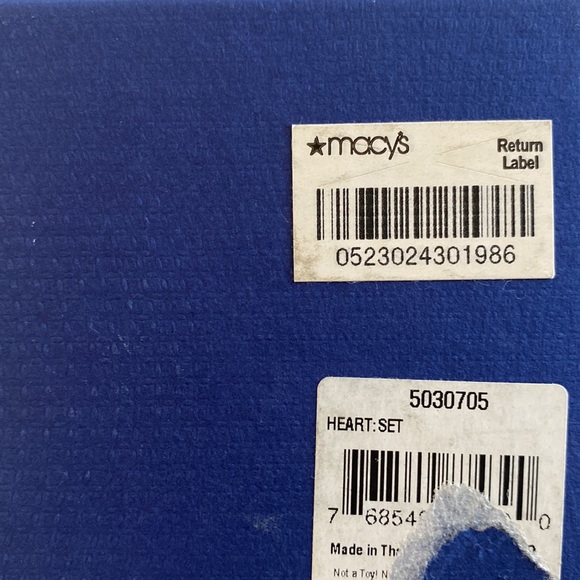 Brand new Swarovski crystal necklace and earrings set - Picture 3 of 3